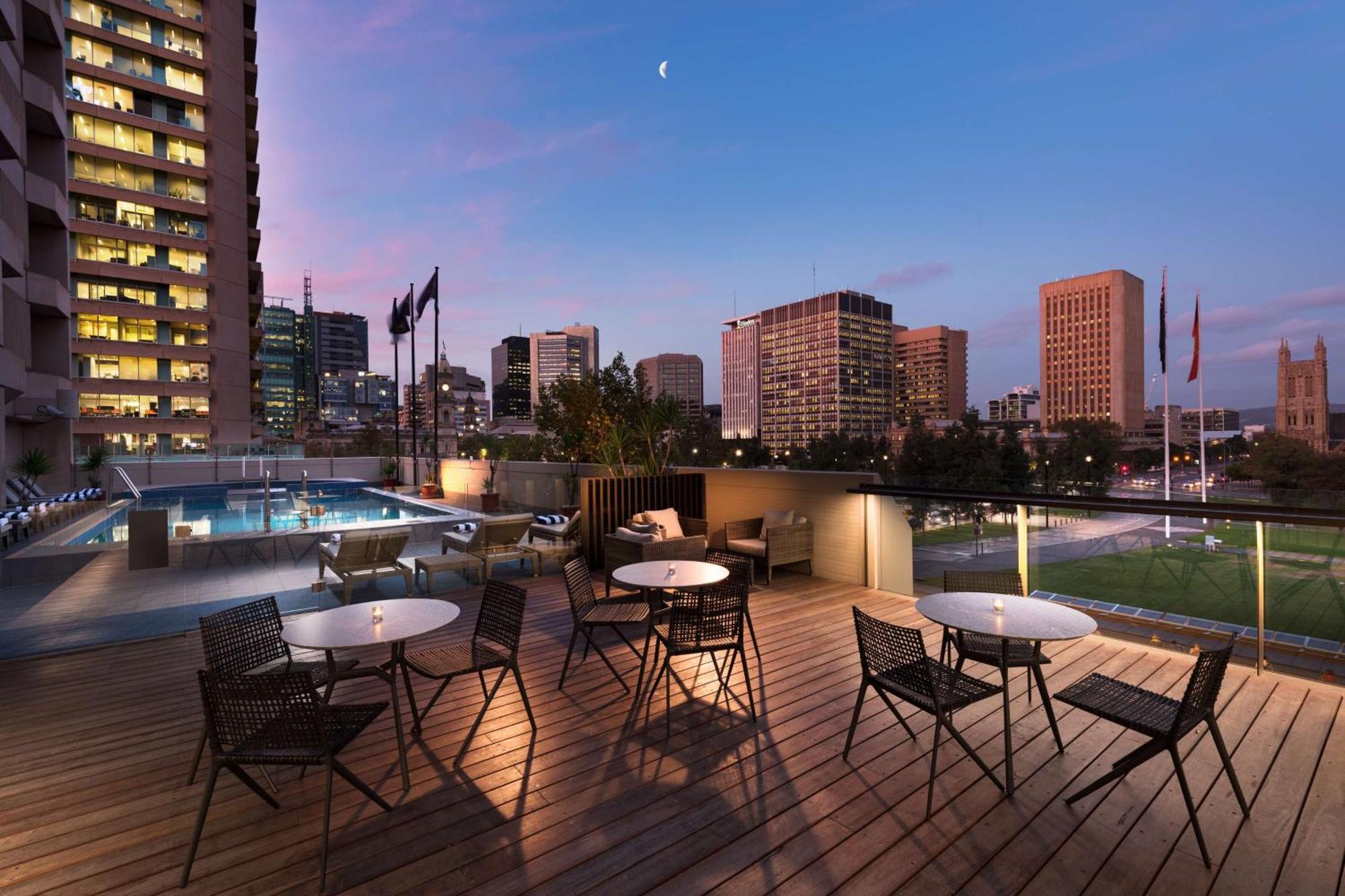 Hilton Adelaide Hotel Exterior photo